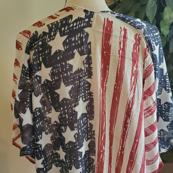 NEW American Flag Short Sleeve Kimono Wrap - Picture 12 of 12